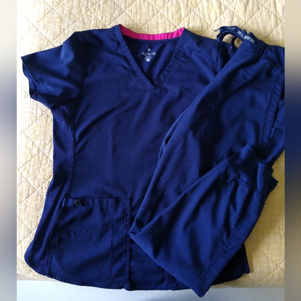 Med Couture Scrub Set - Jogger